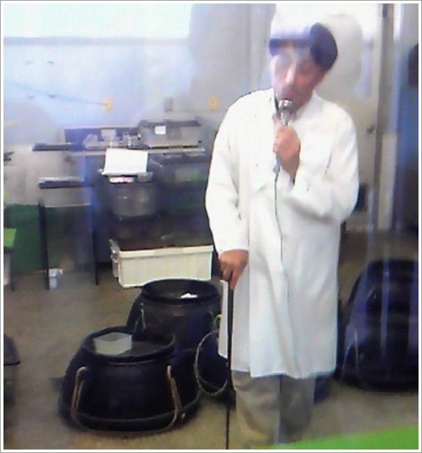 �W���p���X�l�[�N�Z���^�[�n�u�̍̓Ŏ���