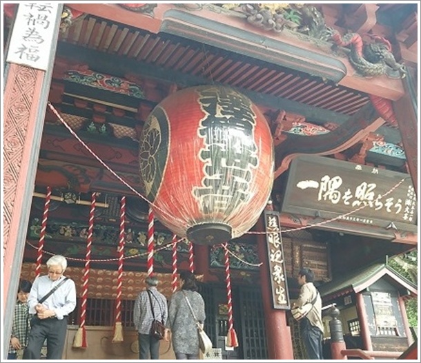 ����ω��{��