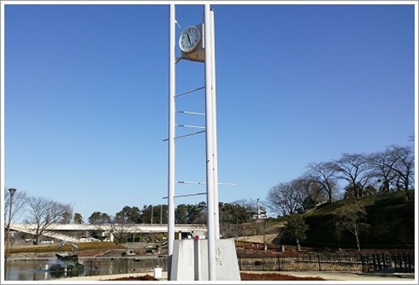 幸の池(前橋公園)屋外時計の広場