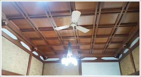 中島知久平邸の天井の装飾品